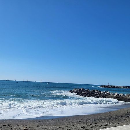 La Casetta A Due Passi Dal Mare Genua Exterior foto